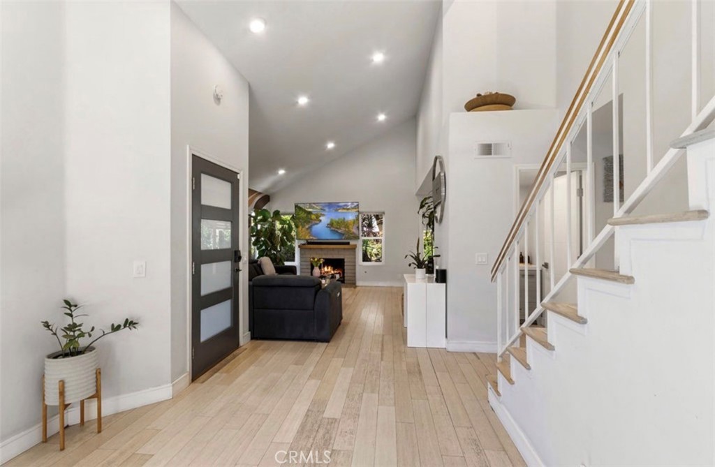 6250 E Quartz Lane