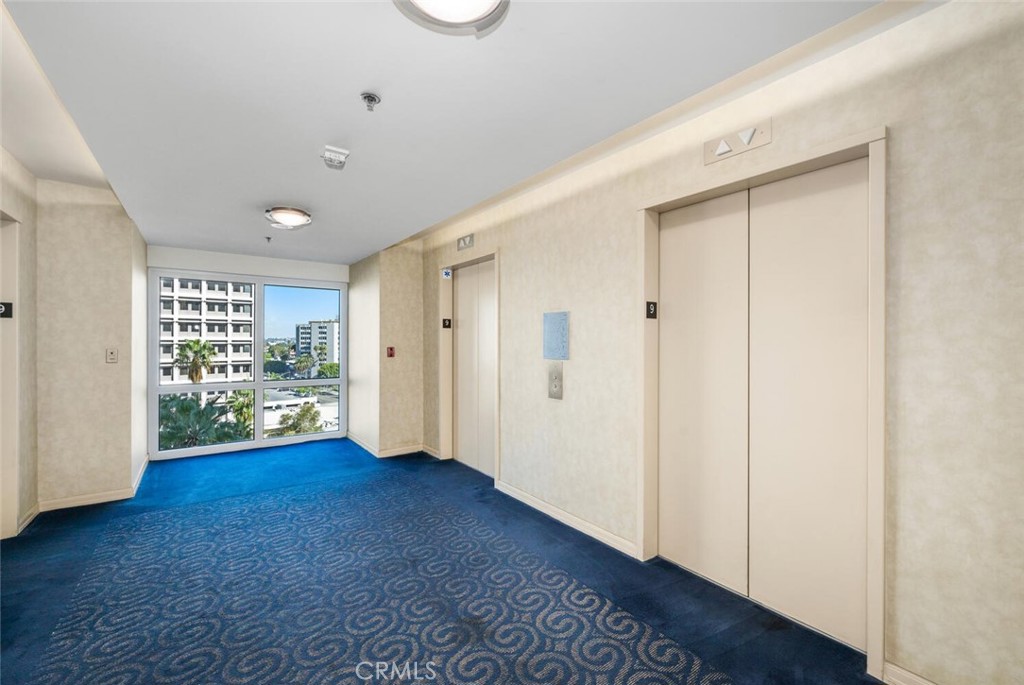 525 E Seaside Way 904