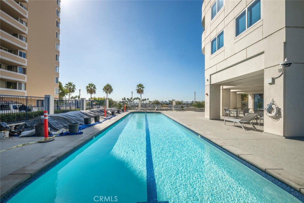 525 E Seaside Way 904