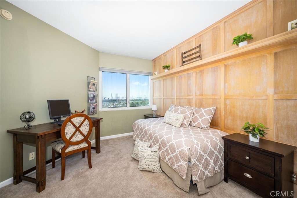 525 E Seaside Way 904