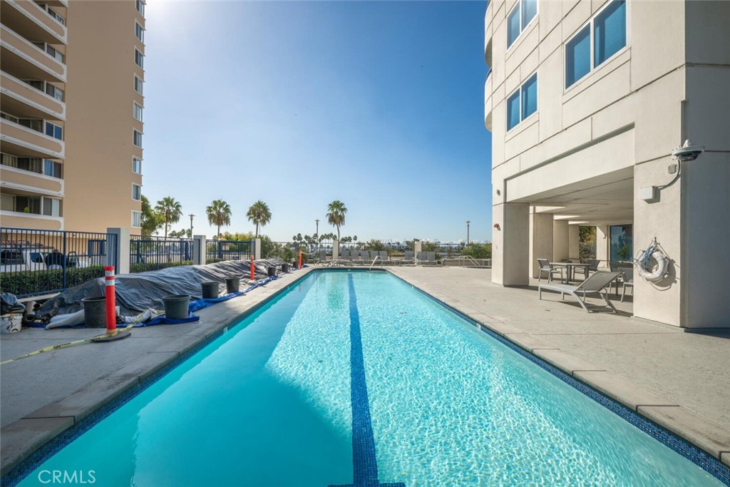 525 E Seaside Way 904