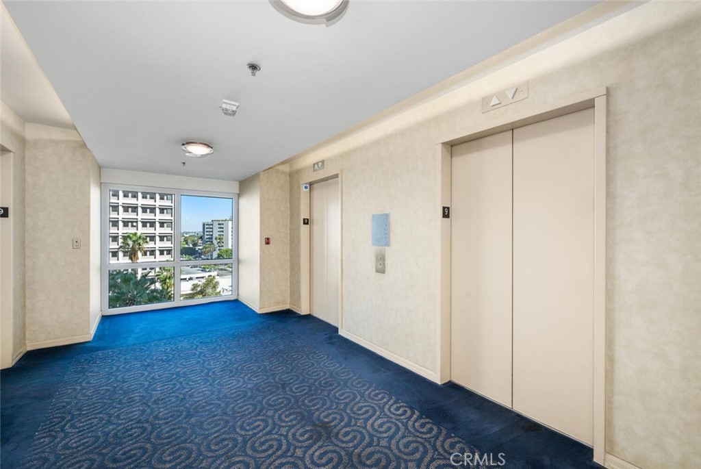 525 E Seaside Way 904