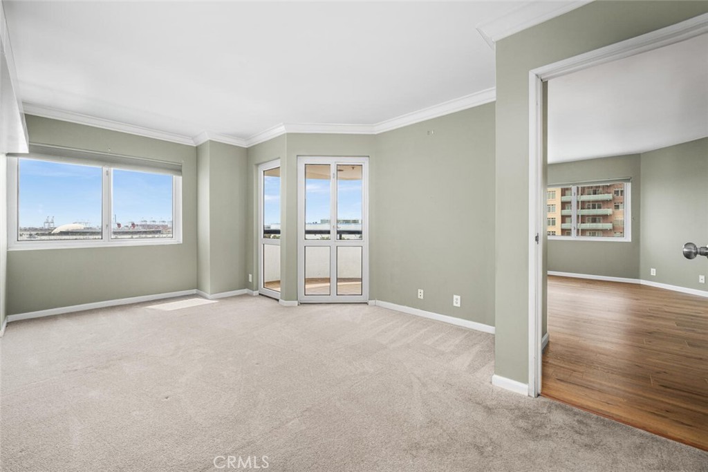 525 E Seaside Way 904