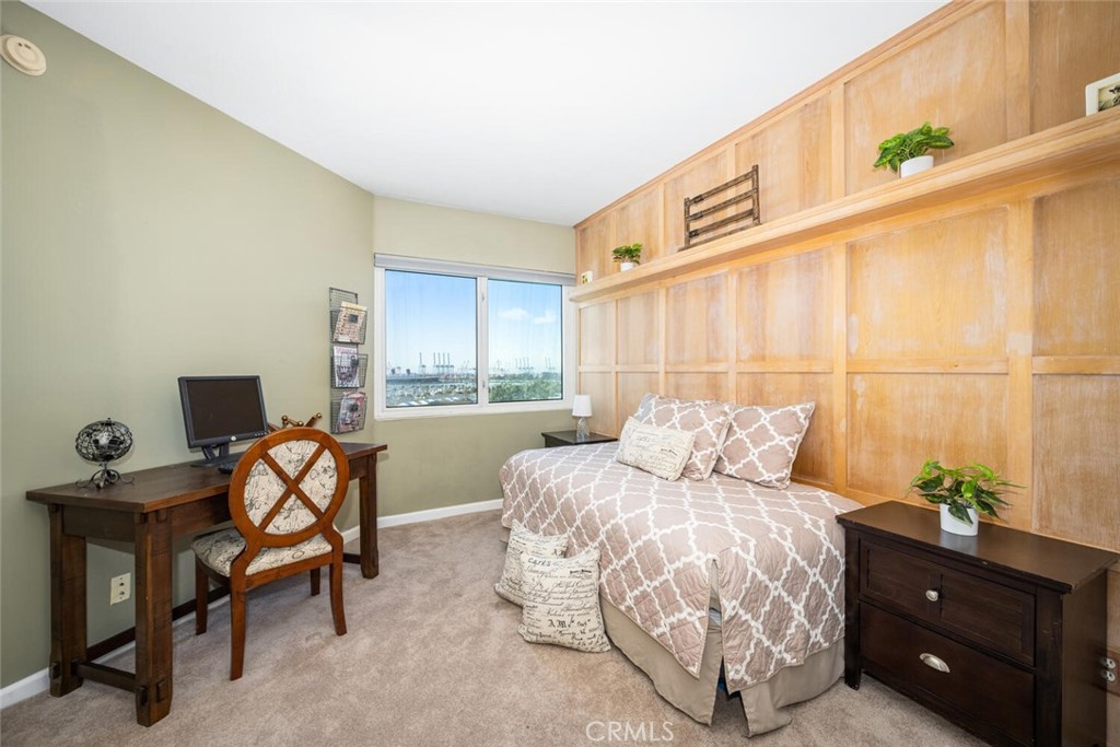 525 E Seaside Way 904