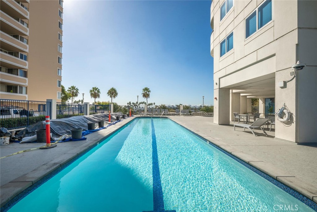 525 E Seaside Way 904