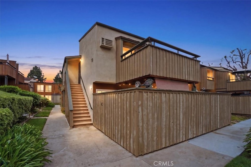 1001 W Stevens 237