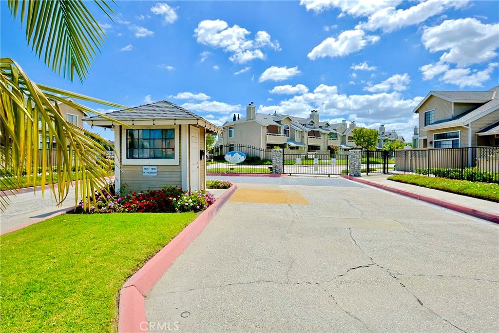 1872 W Falmouth