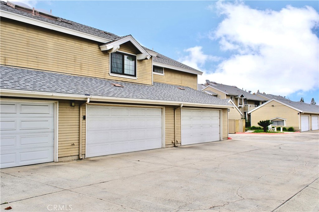 1872 W Falmouth