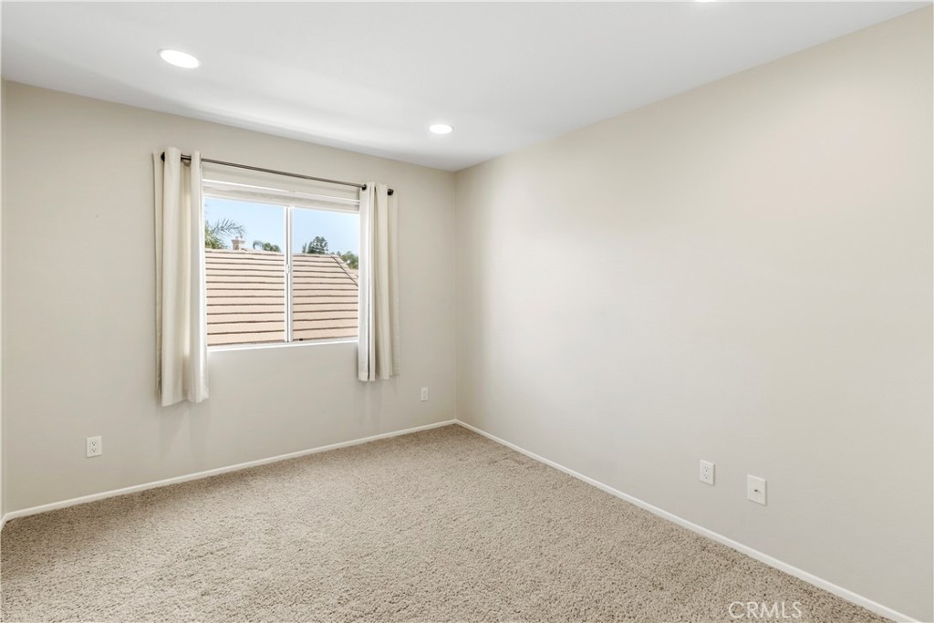 1209 Fernleaf Lane
