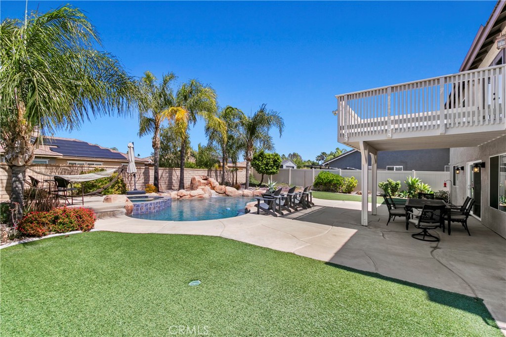 1209 Fernleaf Lane