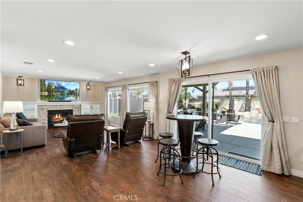 1209 Fernleaf Lane