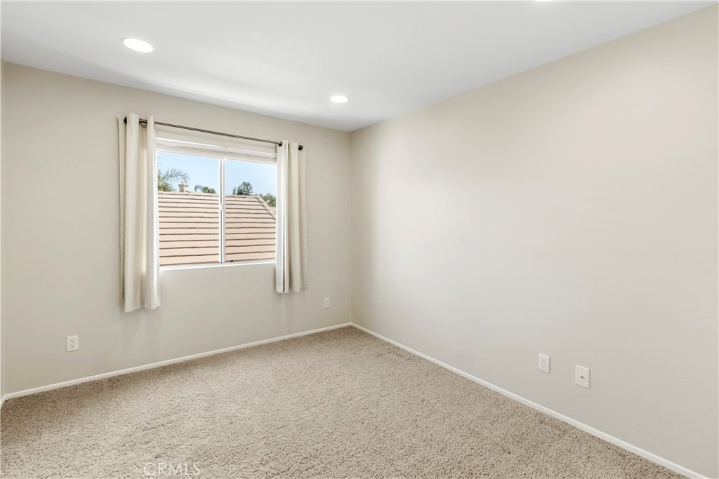 1209 Fernleaf Lane