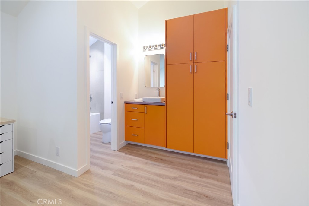 1651 Park B