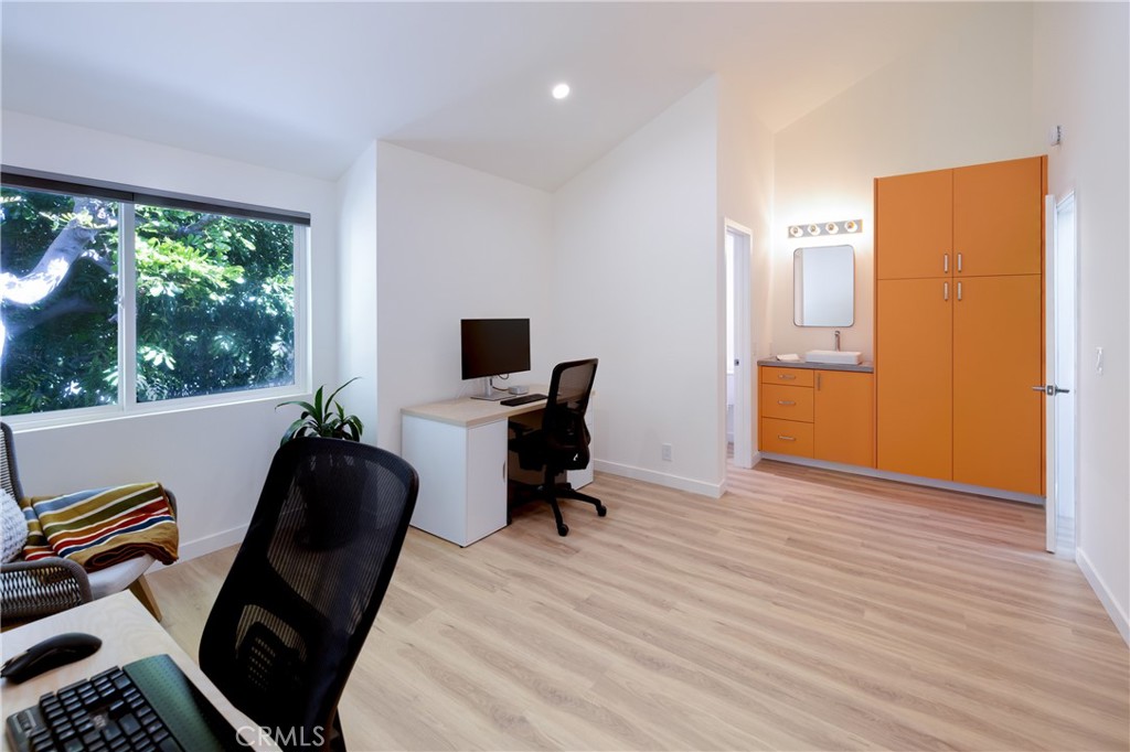 1651 Park B