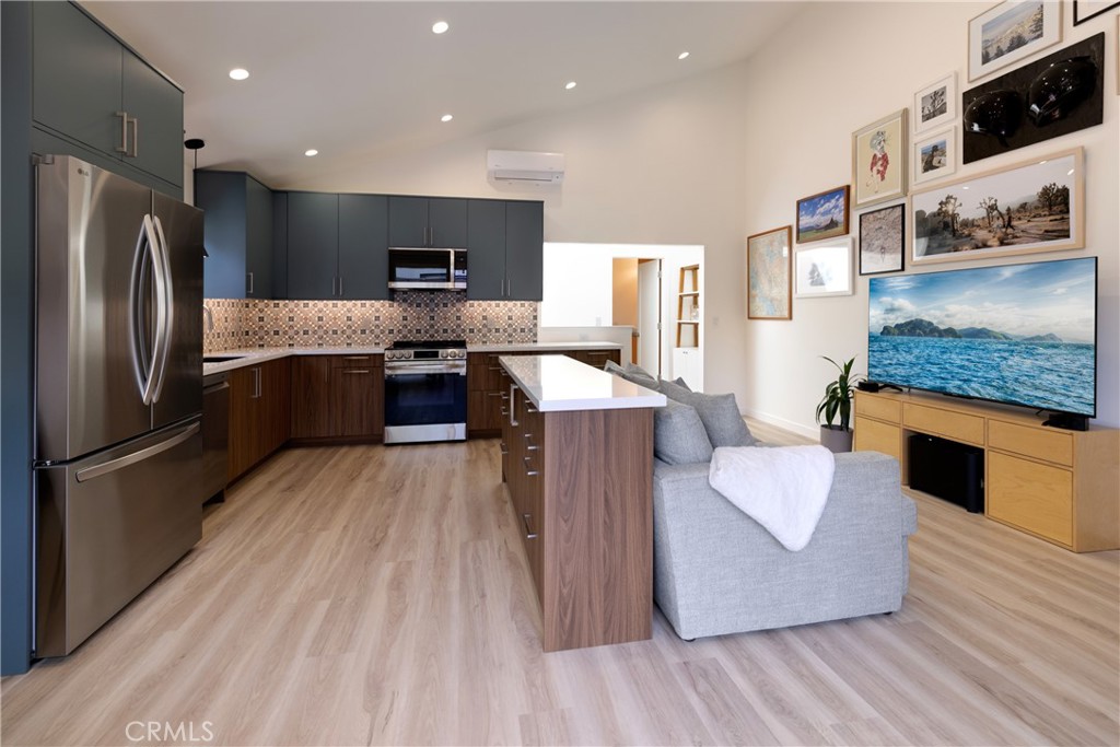 1651 Park B