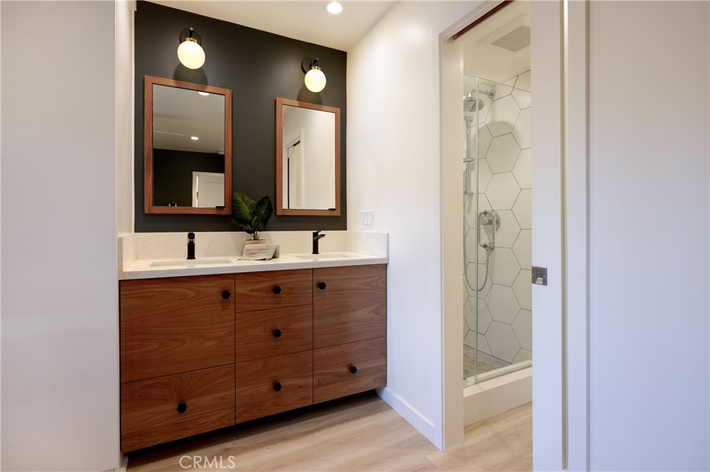1651 Park B