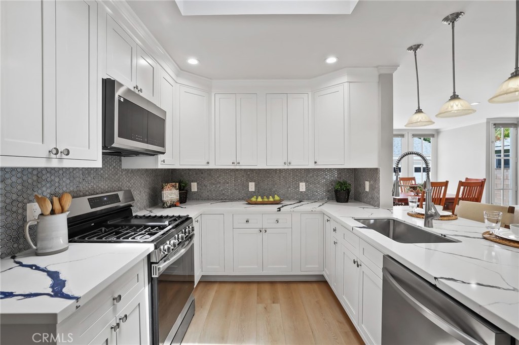 2114 Ostrom