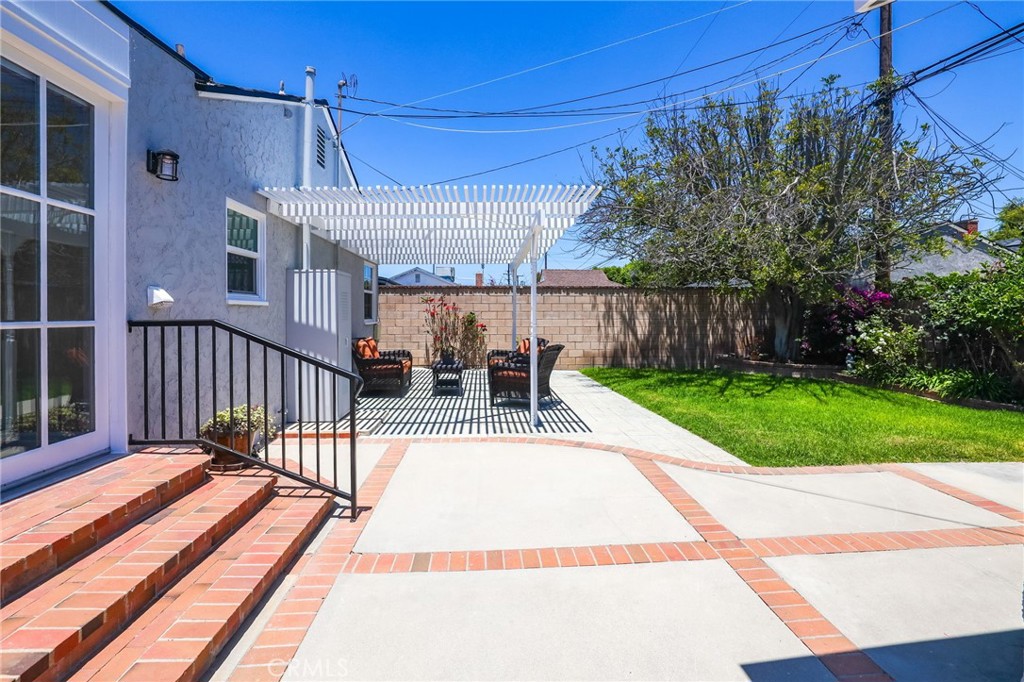 2114 Ostrom