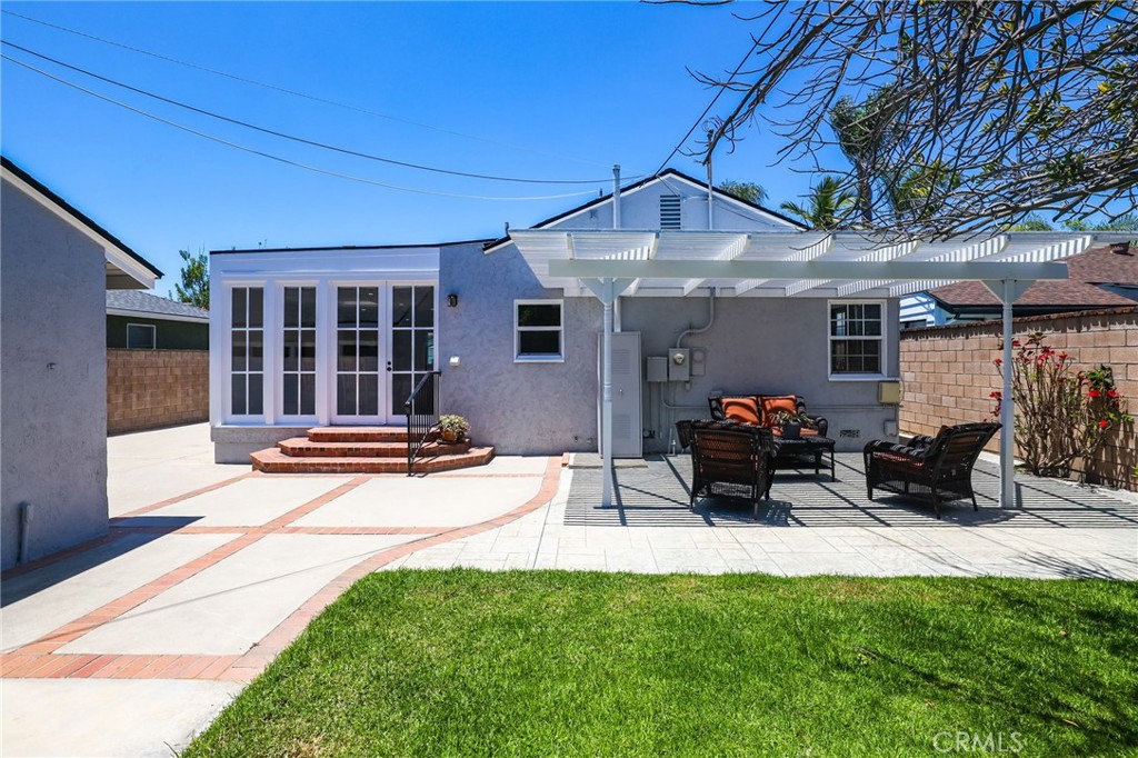 2114 Ostrom