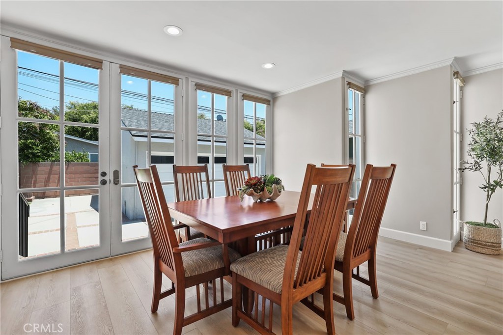 2114 Ostrom