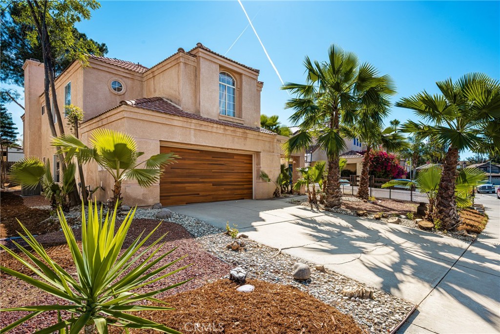 39876 Via Castana