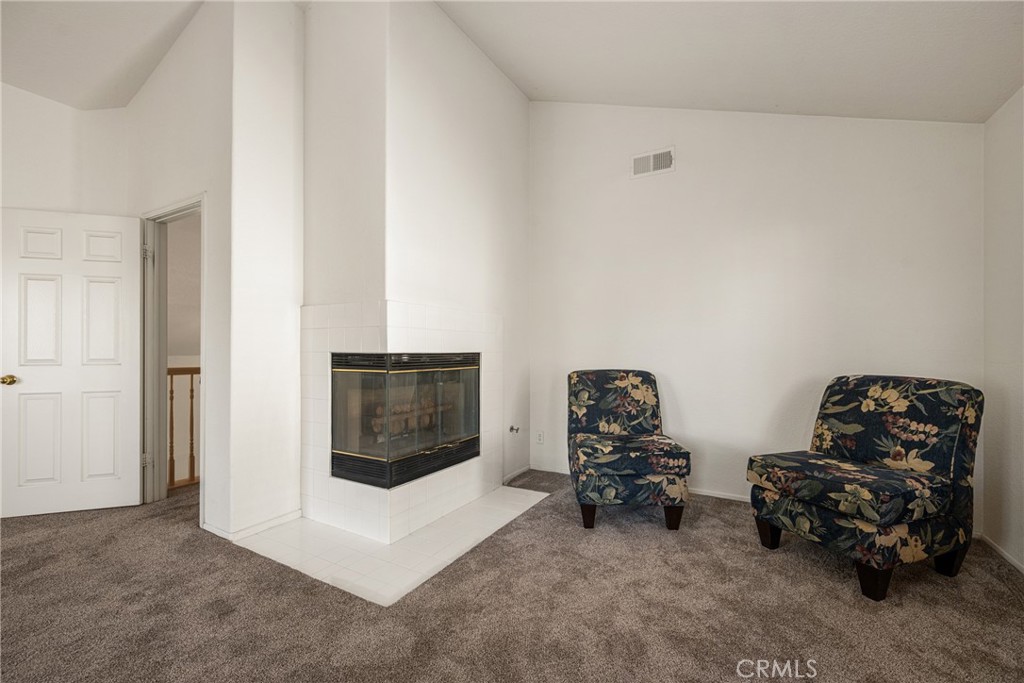 39876 Via Castana