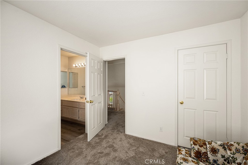 39876 Via Castana