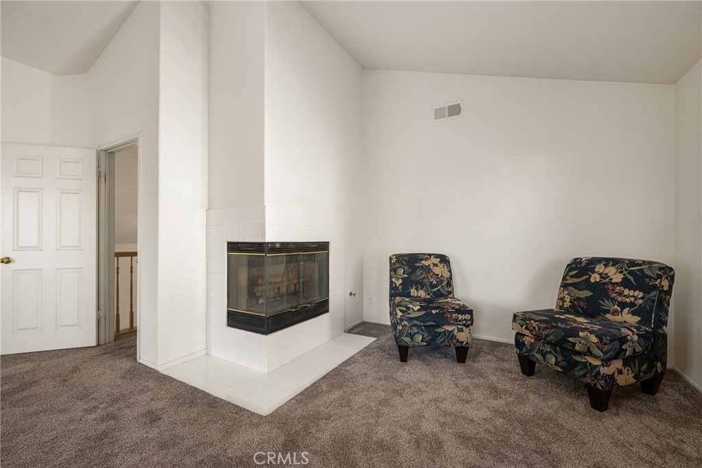 39876 Via Castana