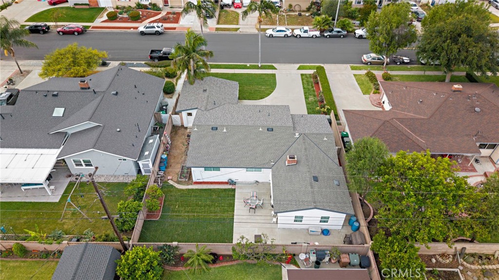 324 Sequoia