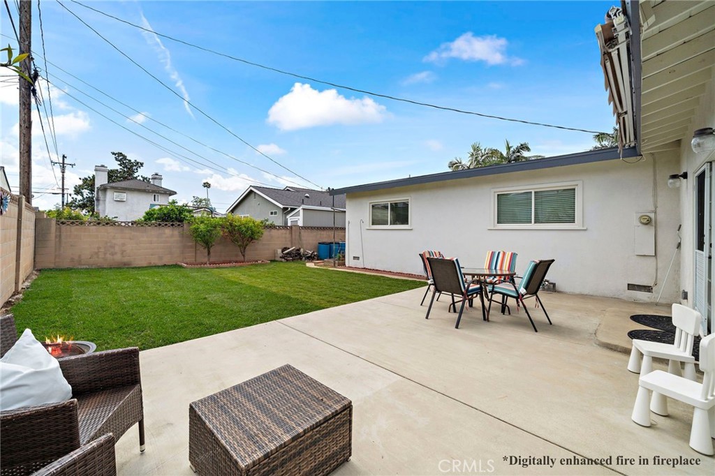 324 Sequoia