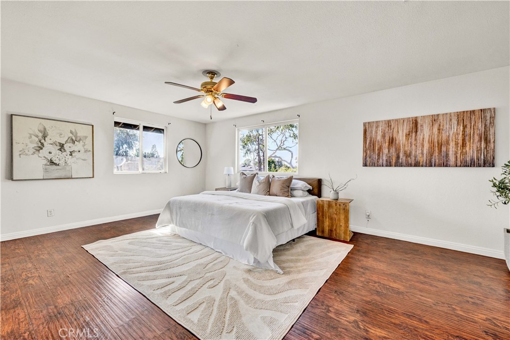 11912 Edgewood