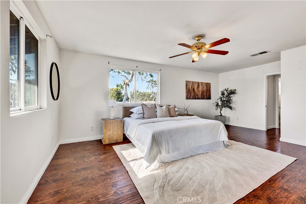 11912 Edgewood