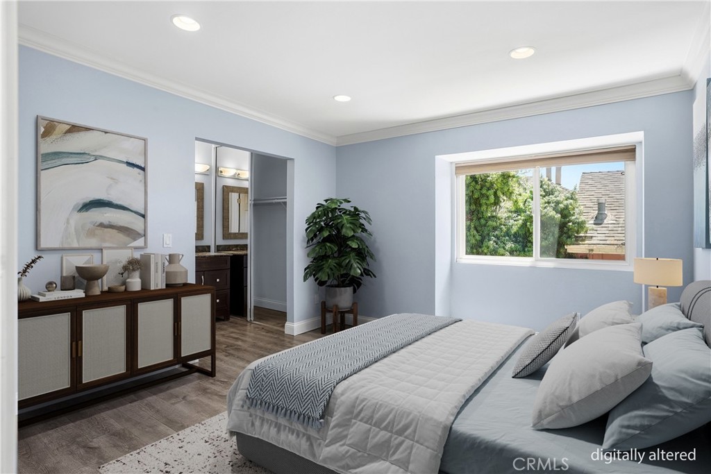 809 N Spurgeon Street 5