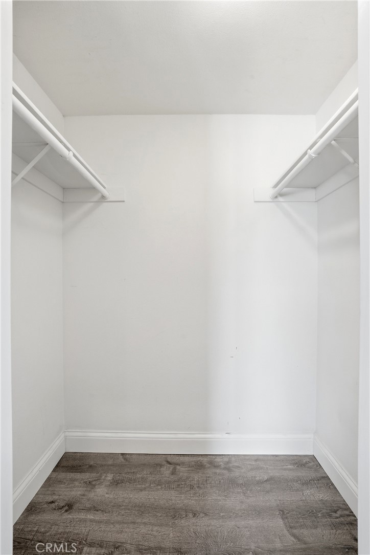 809 N Spurgeon Street 5