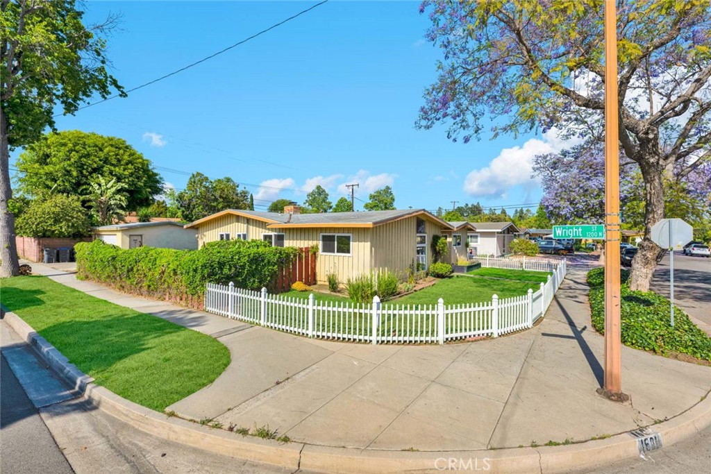 1601 Wellington