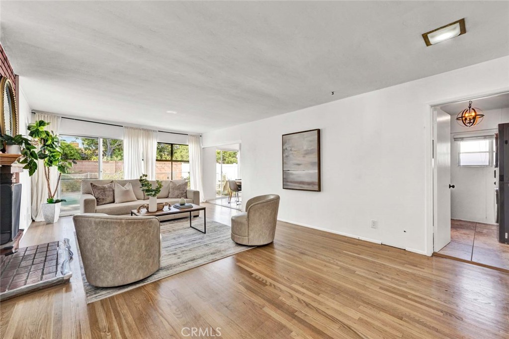 1601 Wellington