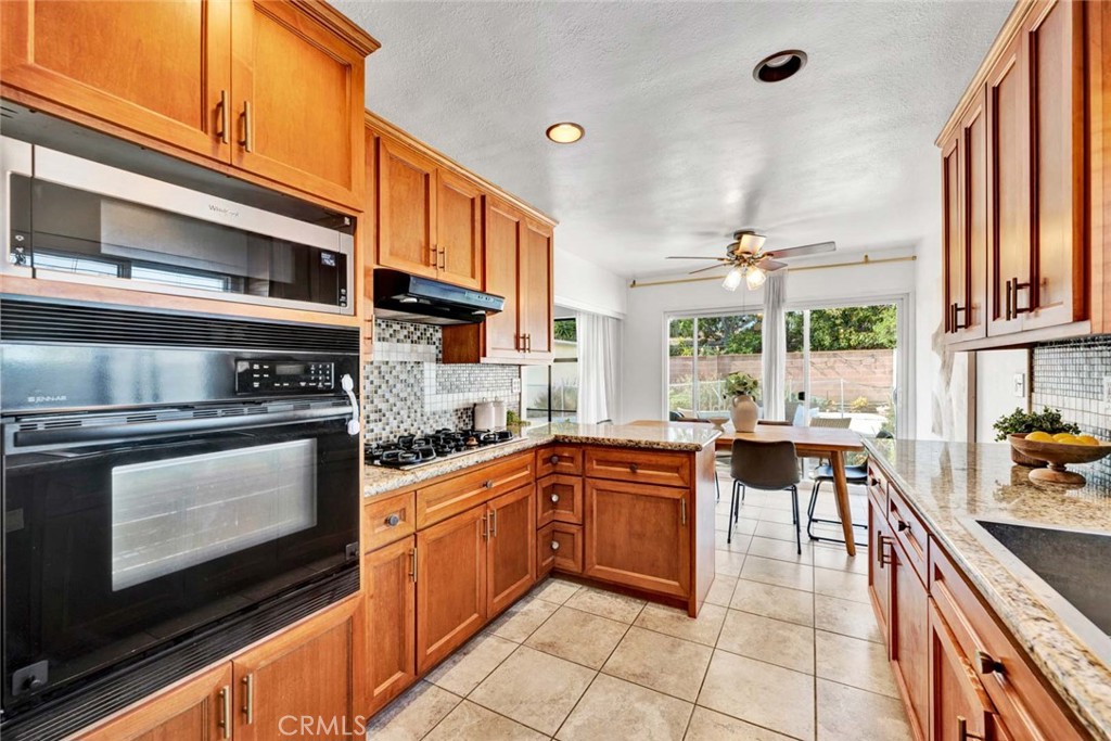 1601 Wellington