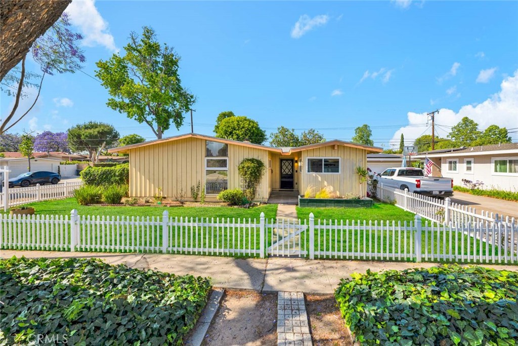 1601 Wellington