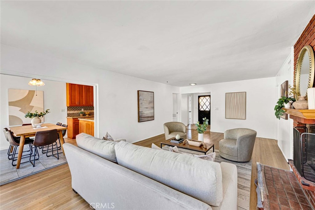 1601 Wellington