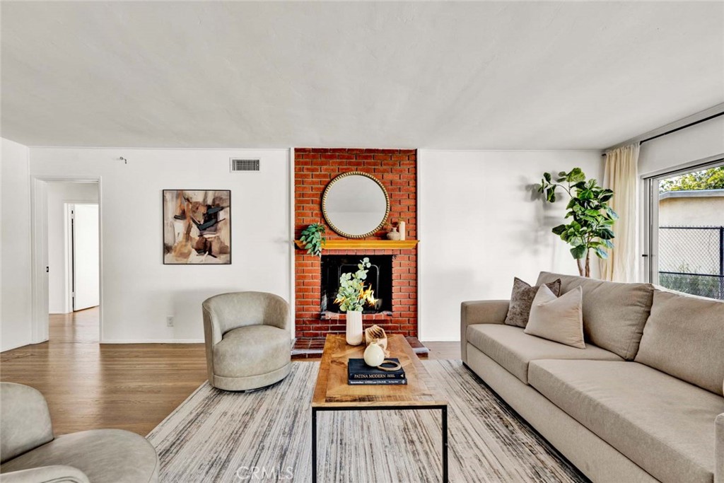 1601 Wellington