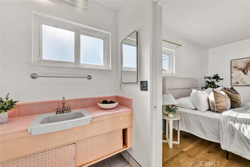 1601 Wellington