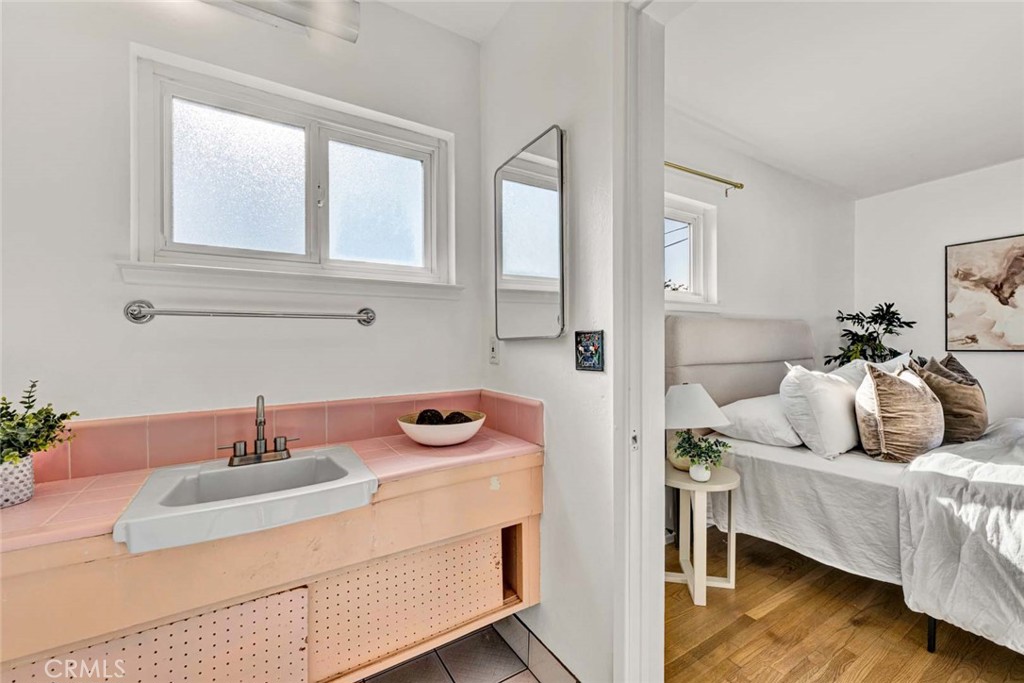 1601 Wellington