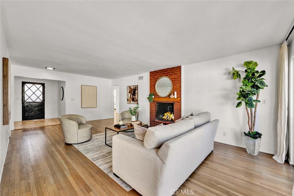 1601 Wellington