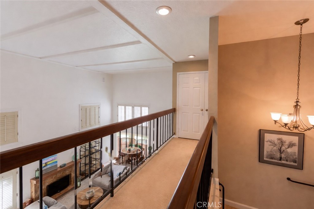 5755 Avenida Estoril