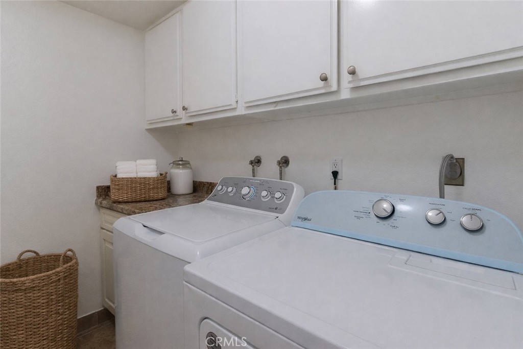 5755 Avenida Estoril