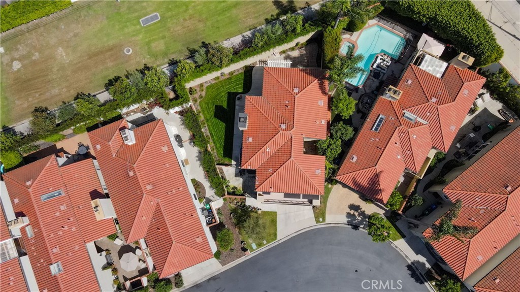 5755 Avenida Estoril