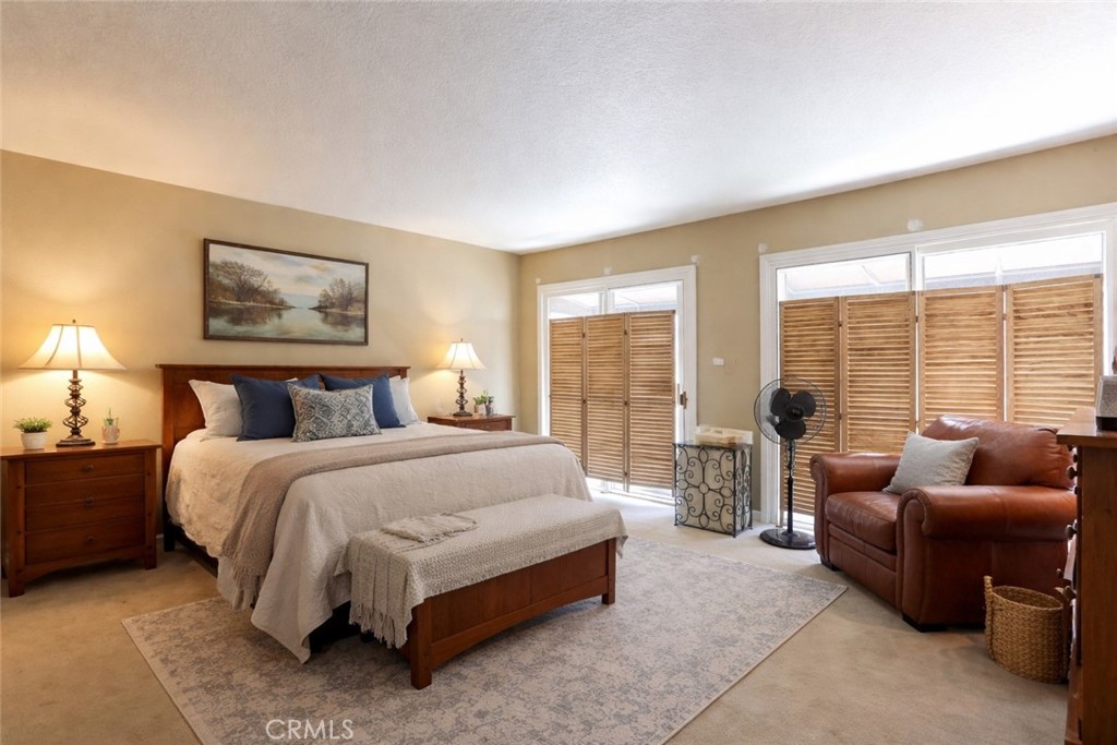 5755 Avenida Estoril