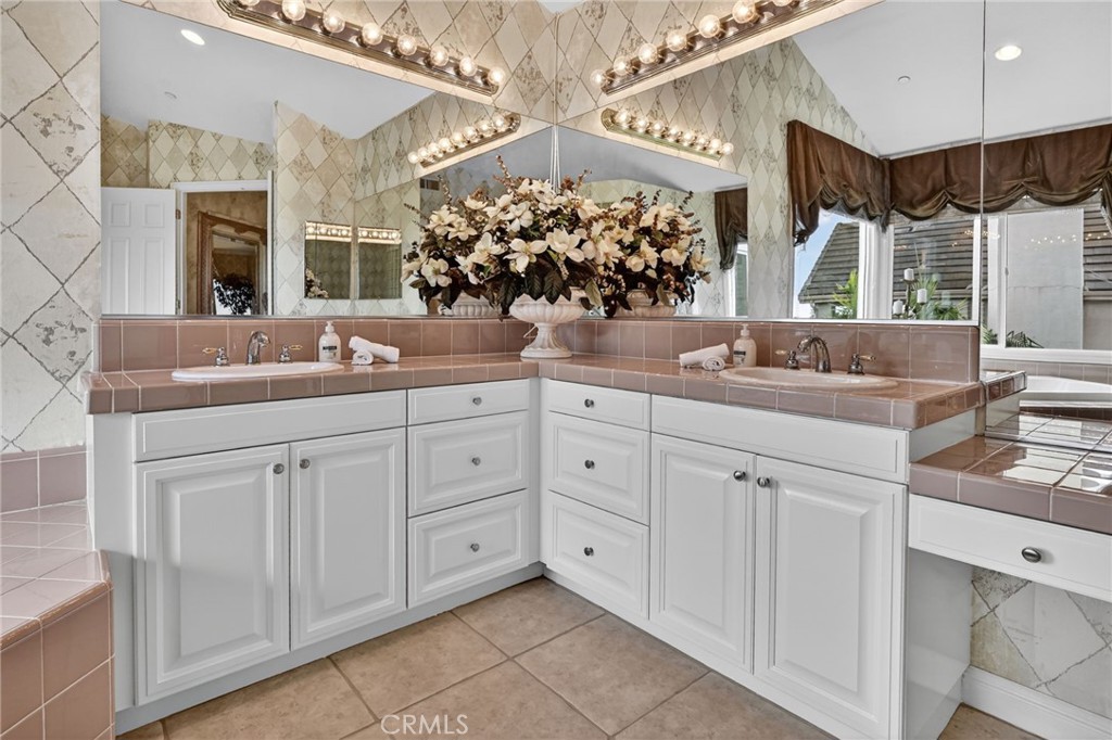 17265 BLUE SPRUCE
