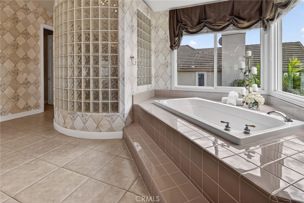17265 BLUE SPRUCE
