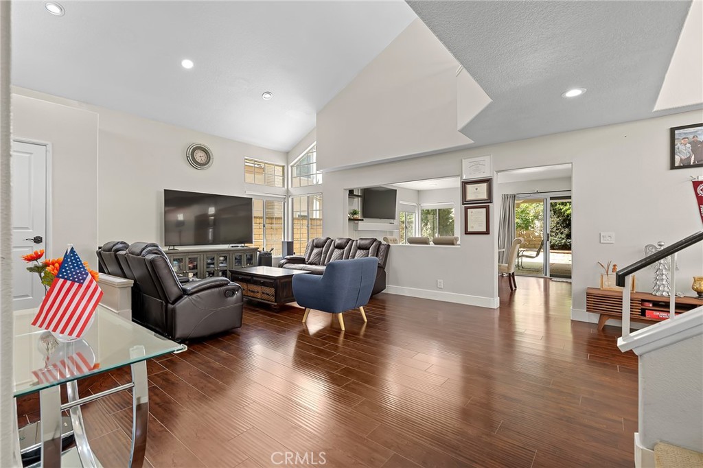 2116 Sun Ridge Cir